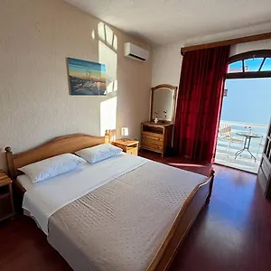 Samac 3* Seget Vranjica